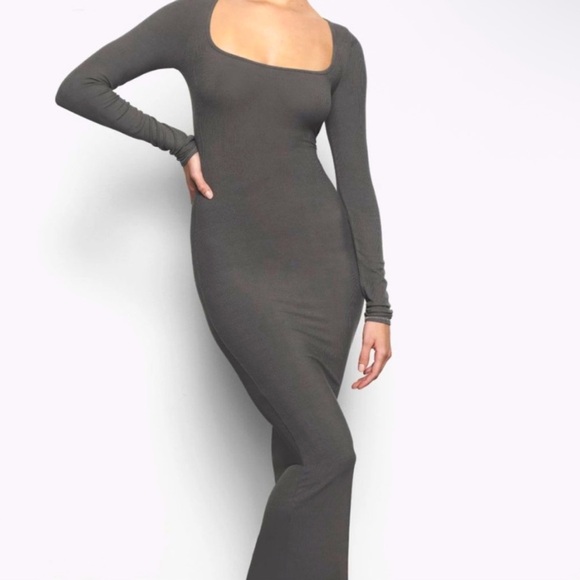 SKIMS Dresses & Skirts - SKIMS New Vintage Long Sleeve Dress - Ash